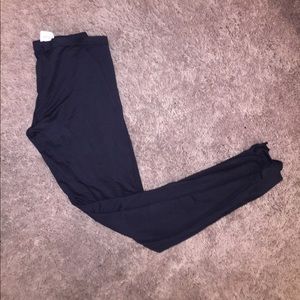 Uniqlo black heat tech leggings